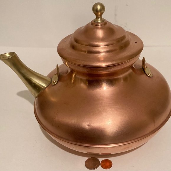 Vintage Metal Copper and Brass Teapot, Kettle - Picture 5 of 7